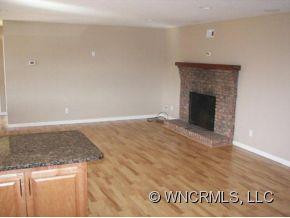 902 CHESTNUT MOUNTAIN ROAD - Photo 8