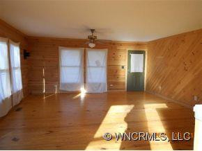 1666 Beaverdam Street - Photo 4