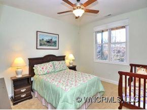 121 SUMMIT HILL ROAD - Photo 14