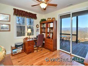 121 SUMMIT HILL ROAD - Photo 16