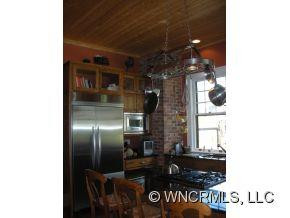 807 FOURTH AVENUE WEST - Photo 3