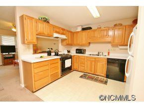 49 Ashwood Dr - Photo 7