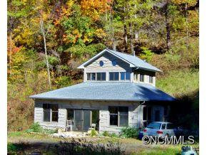 511 Moon Mountain Dr "Moon Perch"