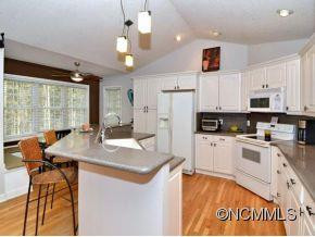 55 CREEKSIDE DRIVE - Photo 5