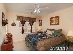 128 Fox Trot Path - Photo 11