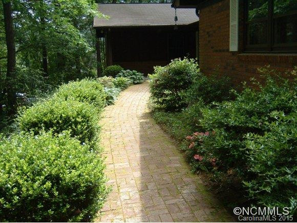 228 Raintree Drive - Photo 17
