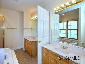 74 Forest Lake Drive - Photo 14