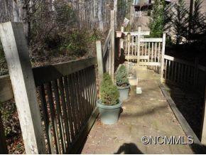 304 Parkway Vista Drive - Photo 2