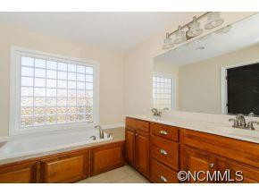 20 Woods Crossing Way - Photo 19