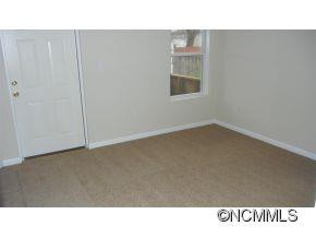 27 Jeffress Ave - Photo 6