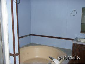 1818 NEWFOUND ROAD - Photo 8