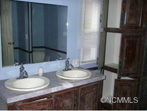 1818 NEWFOUND ROAD - Photo 9
