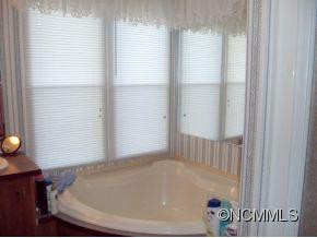 74 Misty Ridge Lane - Photo 18