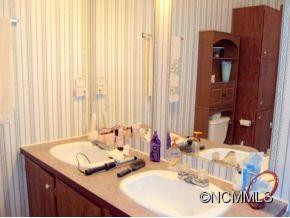 74 Misty Ridge Lane - Photo 19