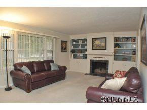 1081 Indian Hill Rd. - Photo 2