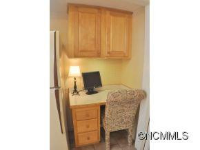 1081 Indian Hill Rd. - Photo 7