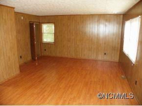 65 BARNARD AVE - Photo 9