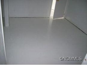  - Photo 4