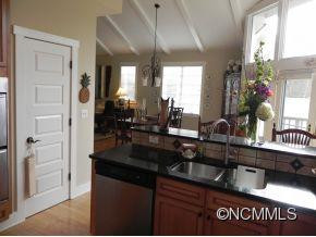 140 Murdock Avenue - Photo 8