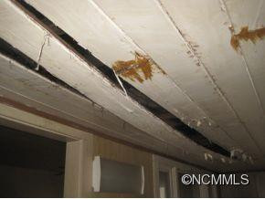  - Photo 2