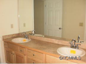 318 Berry Hill Drive - Photo 9