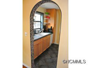 615 Biltmore Avenue M1 - Photo 4