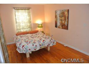 615 Biltmore Avenue M1 - Photo 8