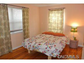 615 Biltmore Avenue M1 - Photo 9