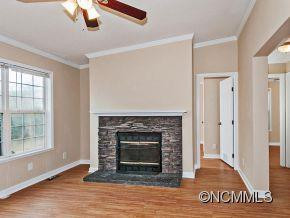 77 Baker Avenue - Photo 4