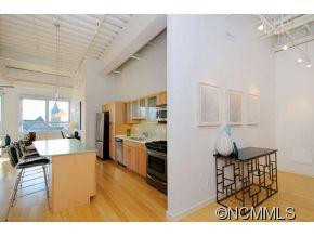 12 South Lexington Avenue #504 - Photo 2