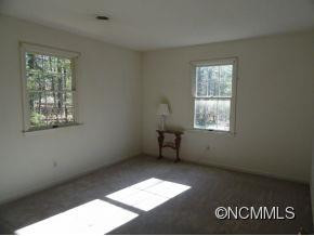 5 TAMARAC TERRACE - Photo 9