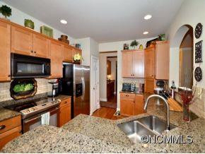 46 WHITE ASH DRIVE - Photo 6