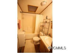 23 Twin Springs Lane - Photo 17