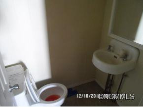 25 Church Rd - Photo 4