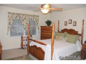 103 Castleton Lane - Photo 15