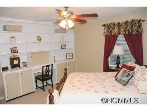 103 Castleton Lane - Photo 18