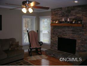 162 Country Place - Photo 8