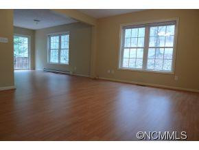 53 Stradwood Pl. - Photo 3