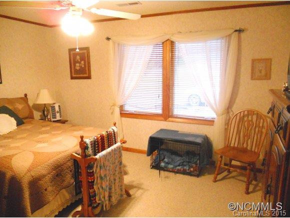 43 L and E Meadows Drive - Photo 18