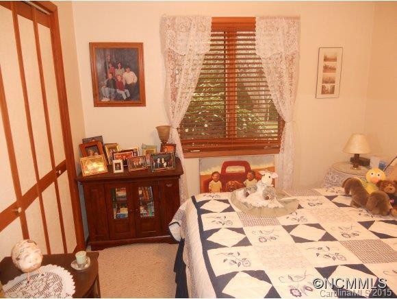 43 L and E Meadows Drive - Photo 20