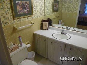 427 A-12 Sixth Ave. West - Photo 12