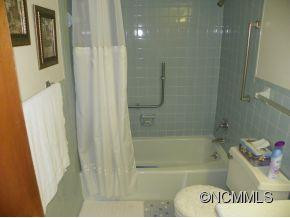 427 A-12 Sixth Ave. West - Photo 17