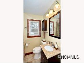 204 MOUNTAIN VIEW RD - Photo 10