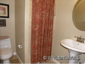 - Photo 11