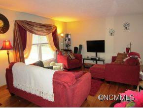 111 Oaken Hill Place - Photo 2
