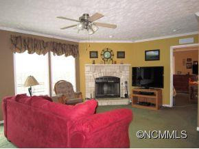 285 Jims Branch Road - Photo 2