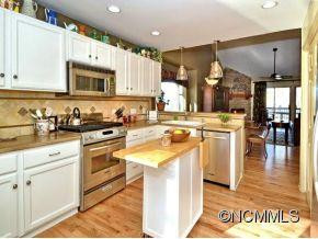 62 PARK AVENUE - Photo 6