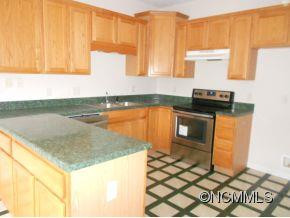 41 Talmadge - Photo 2