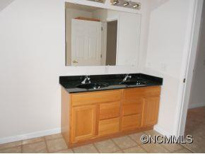 41 Talmadge - Photo 12
