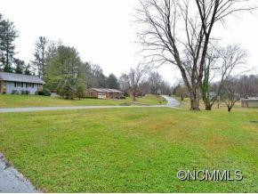 303 MELISSA WAY - Photo 19